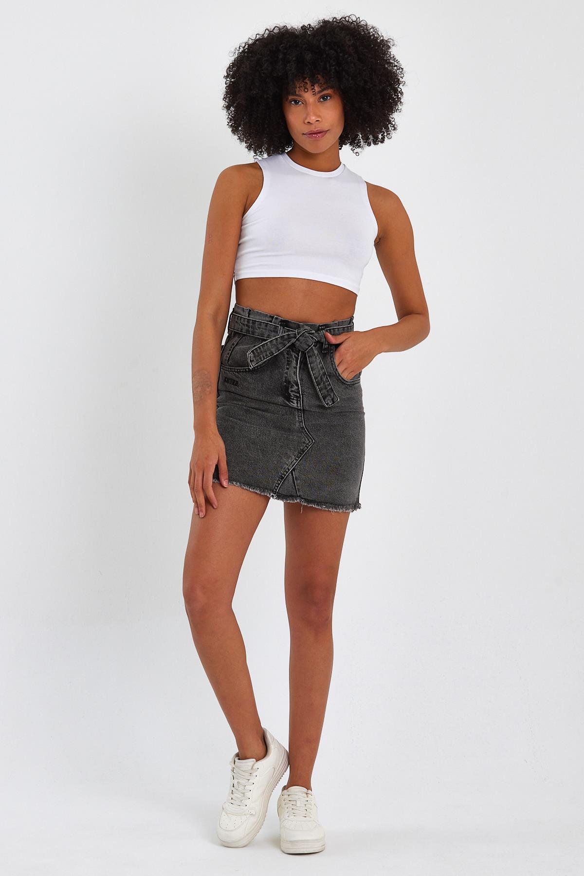 ÖZEL KOLEKSİYON KUŞAK DETAYLI DENİM ETEK