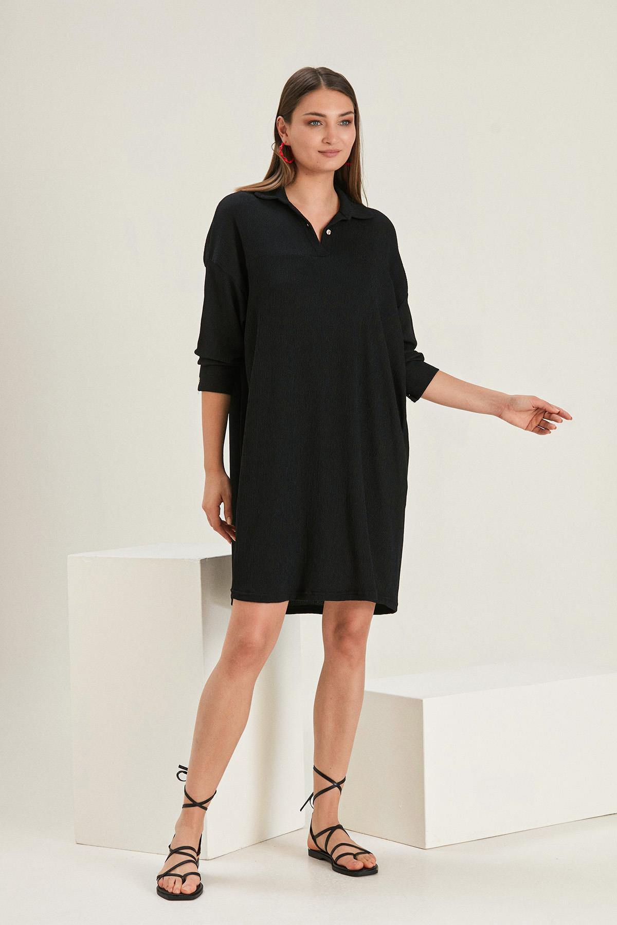 DÜĞME DETAYLI ELBİSE