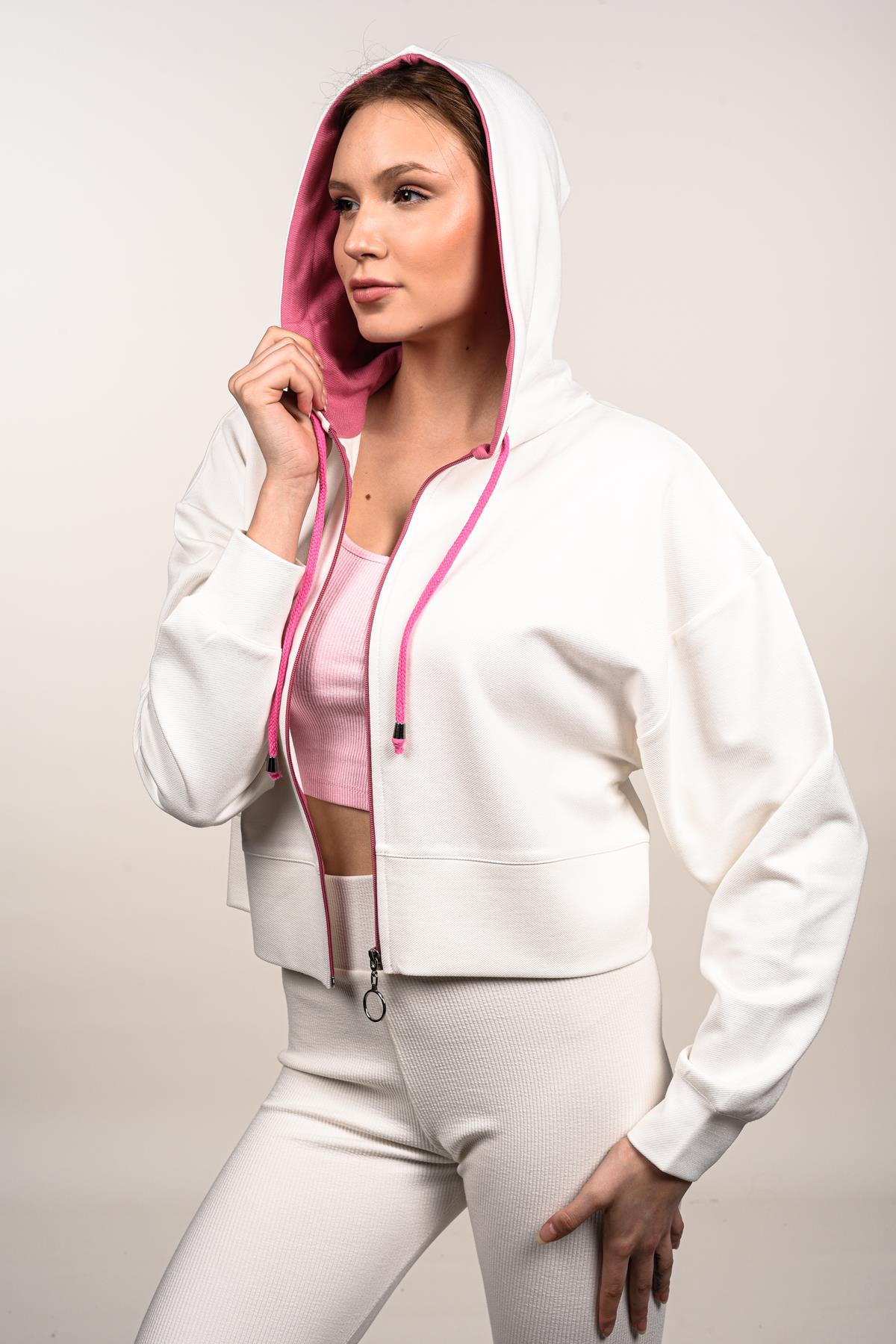 KAPÜŞONLU CROP HIRKA