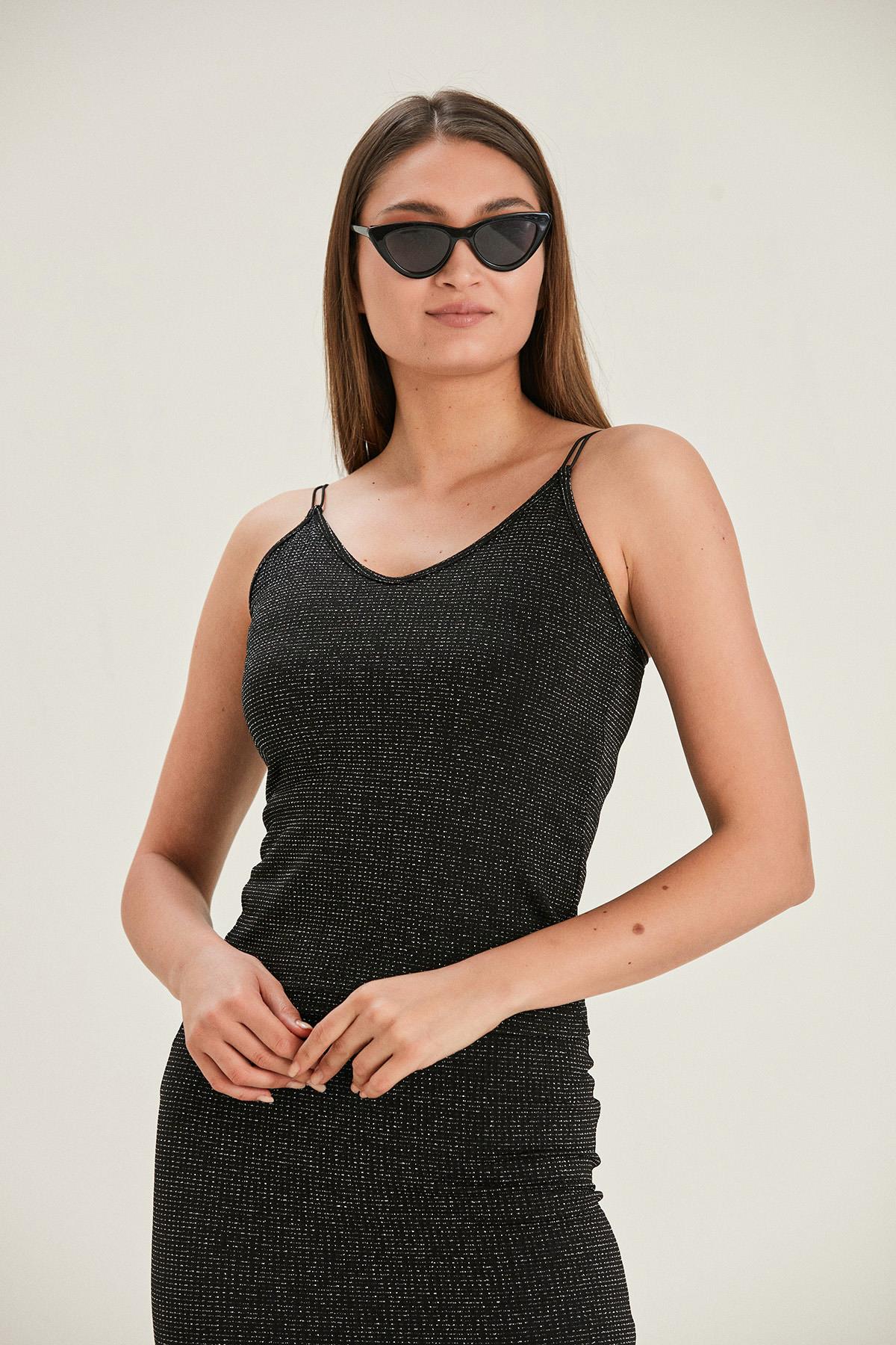 PARILTILI ASKILI BLUZ